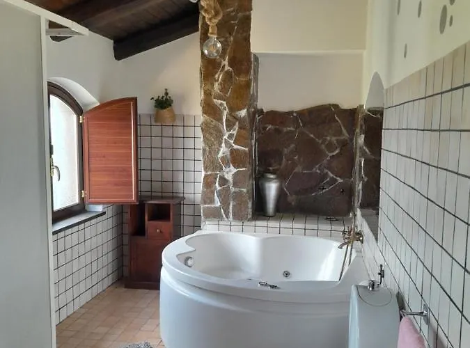 Luxury Le Rocce Villasmundo