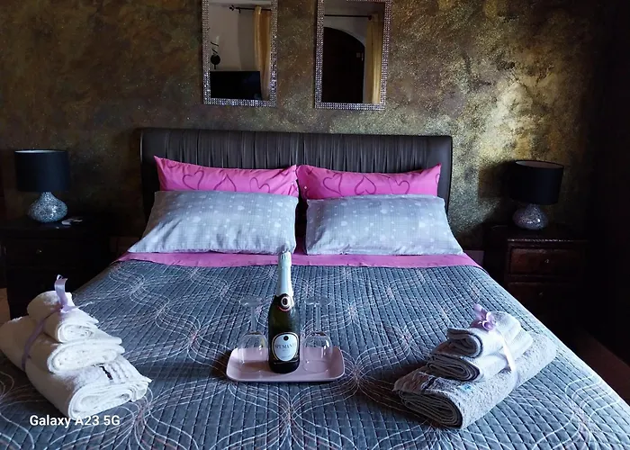 Bed and breakfast Luxury Le Rocce 3*