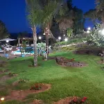 Luxury Le Rocce Bed & Breakfast Villasmundo