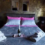 Bed & Breakfast Luxury Le Rocce 4*