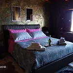 Luxury Le Rocce Bed & Breakfast Villasmundo