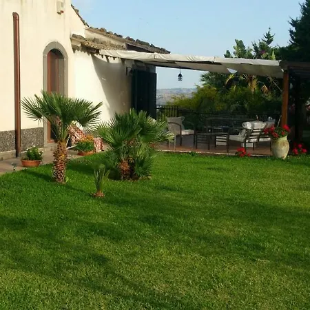 Luxury Le Rocce