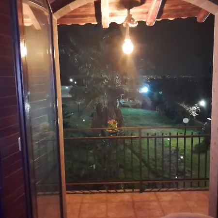Luxury Le Rocce לינה וארוחת בוקר 4*
