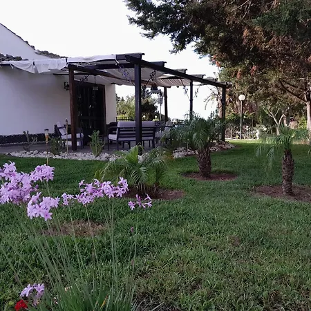 Luxury Le Rocce Villasmundo