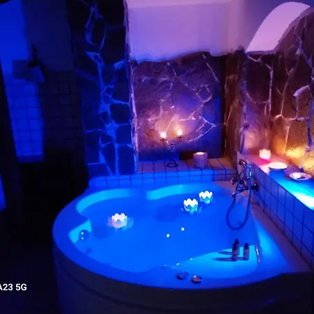 Luxury Le Rocce *