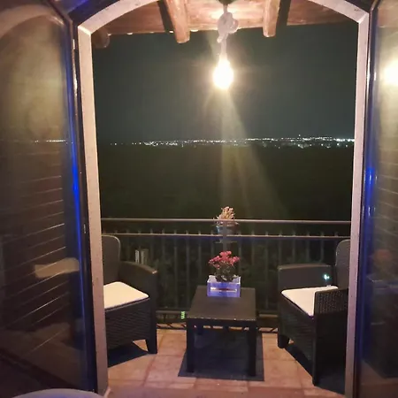 Luxury Le Rocce לינה וארוחת בוקר