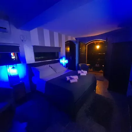 Luxury Le Rocce Bed & Breakfast *