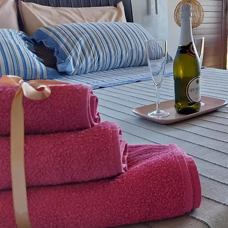 Luxury Le Rocce Bed & Breakfast