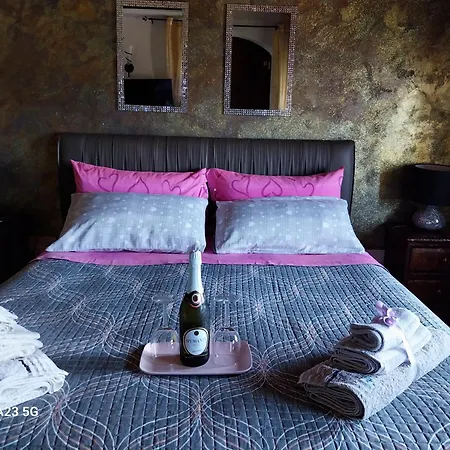 Bed & Breakfast Luxury Le Rocce *